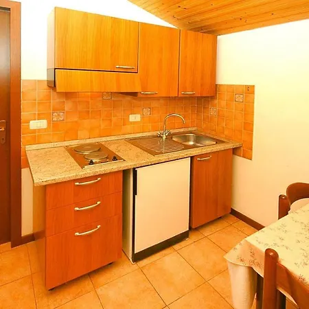 Holiday Village Il Paese Di Ciribi, Holiday home *