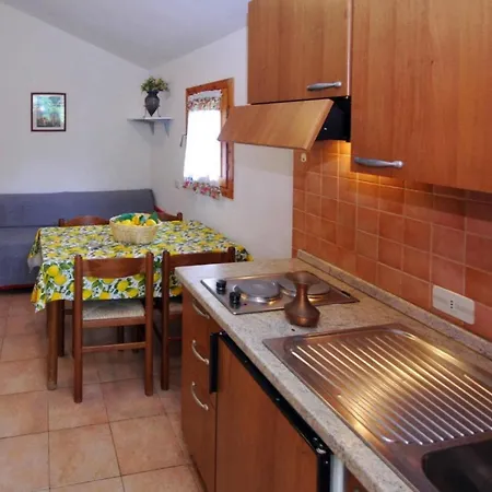 Holiday Village Il Paese Di Ciribi, *