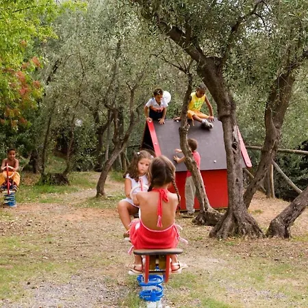 Holiday Village Il Paese Di Ciribi, *